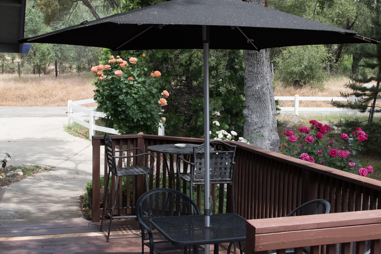 Little Valley Inn Μαριπόζα Εξωτερικό φωτογραφία